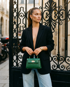 R3CEIVED Mademoiselle Paris handbag green - premium lifestyle foto smeedijzeren poort