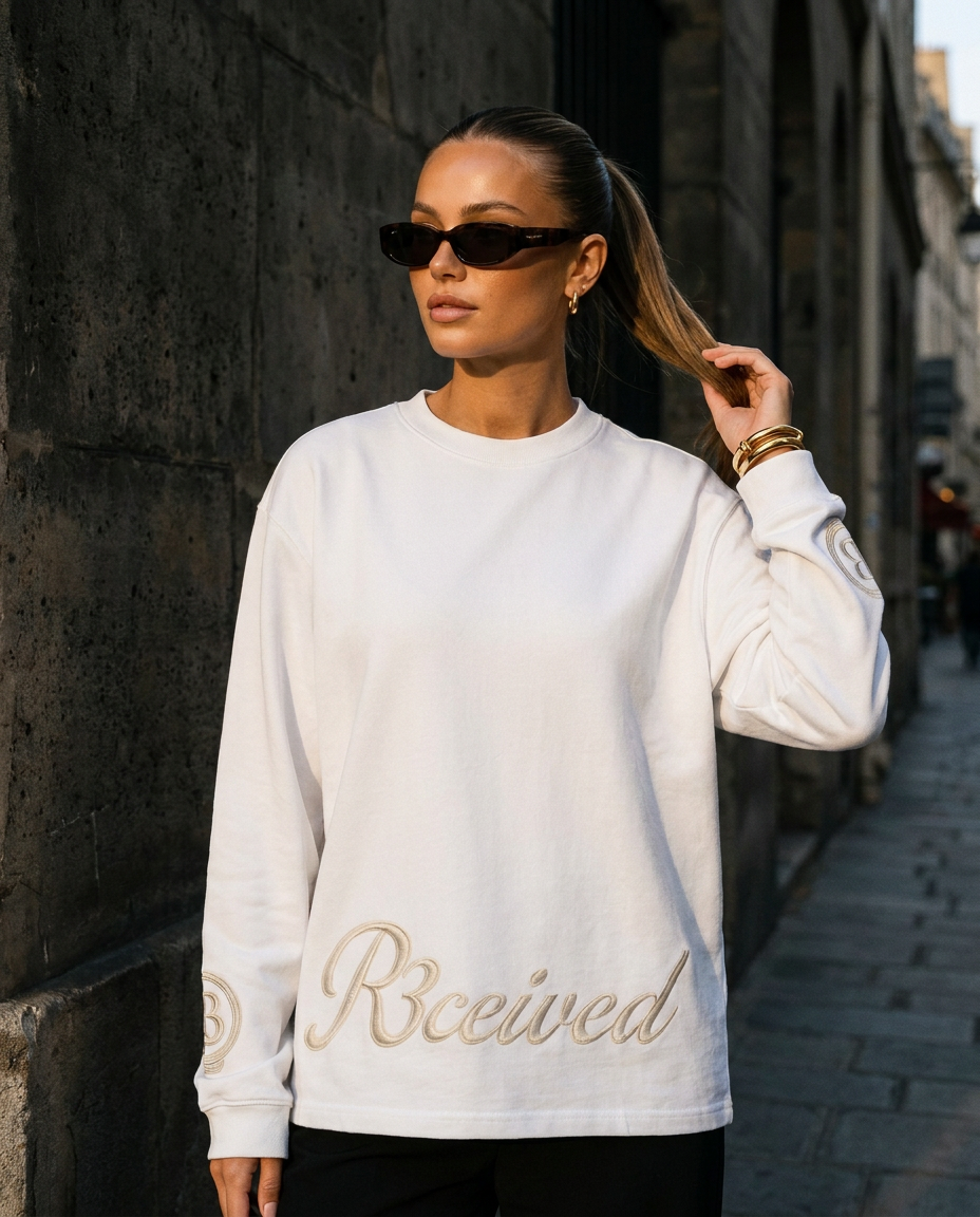 R3CEIVED Circle of Life long sleeve top White - male lifestyle close up