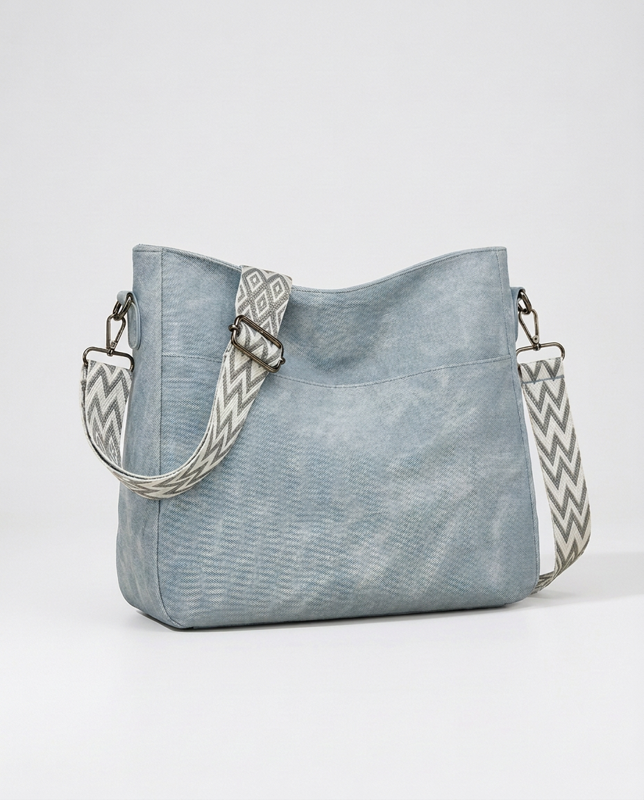 La Bohème Bag in Sky Blue – vintage crossbody shoulder bag